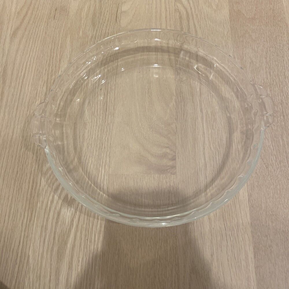 Pyrex #229 Round Bakeware 10” With Small Handles